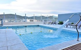 Alamo Hotel  3*